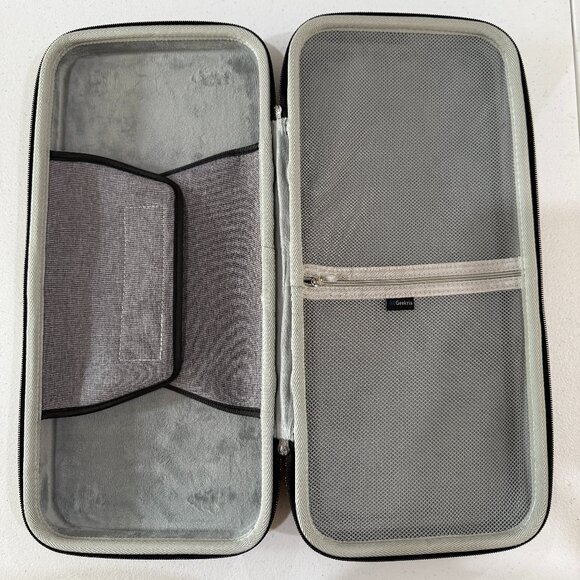 Geekria Other - Geekria Hard Shell Travel Case